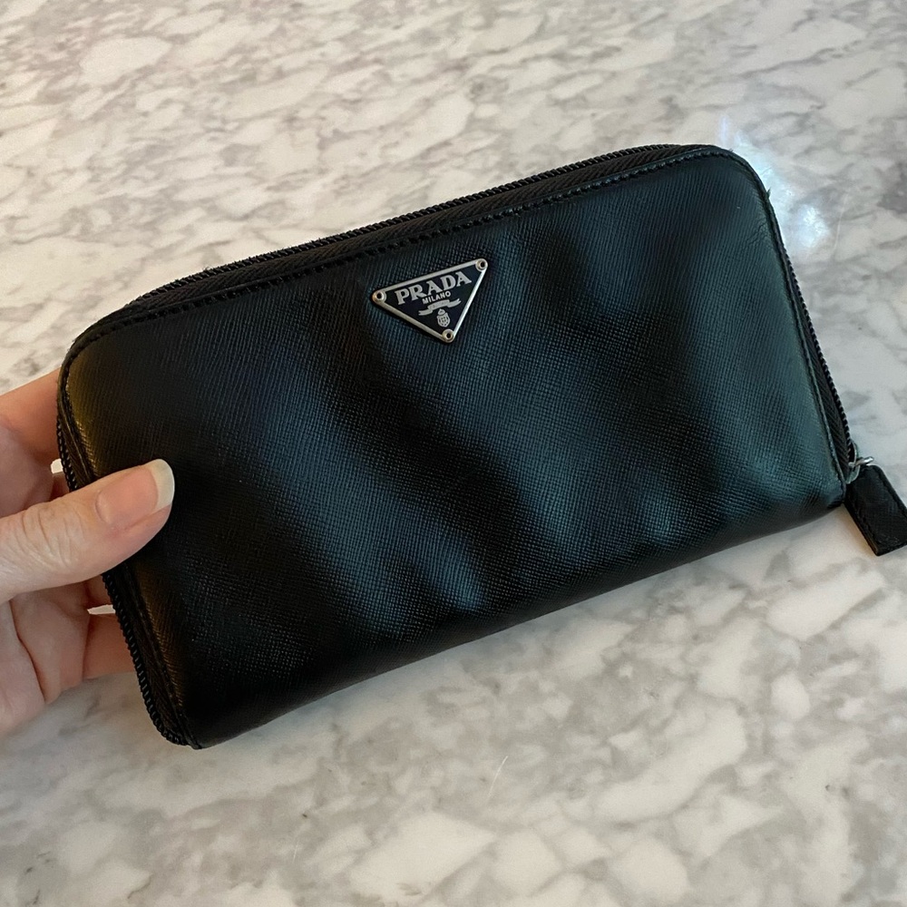 Prada long zippy wallet EUC